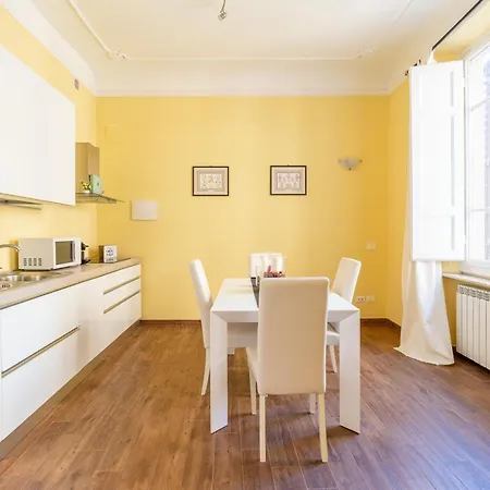 Apartment Maison Louise Florence